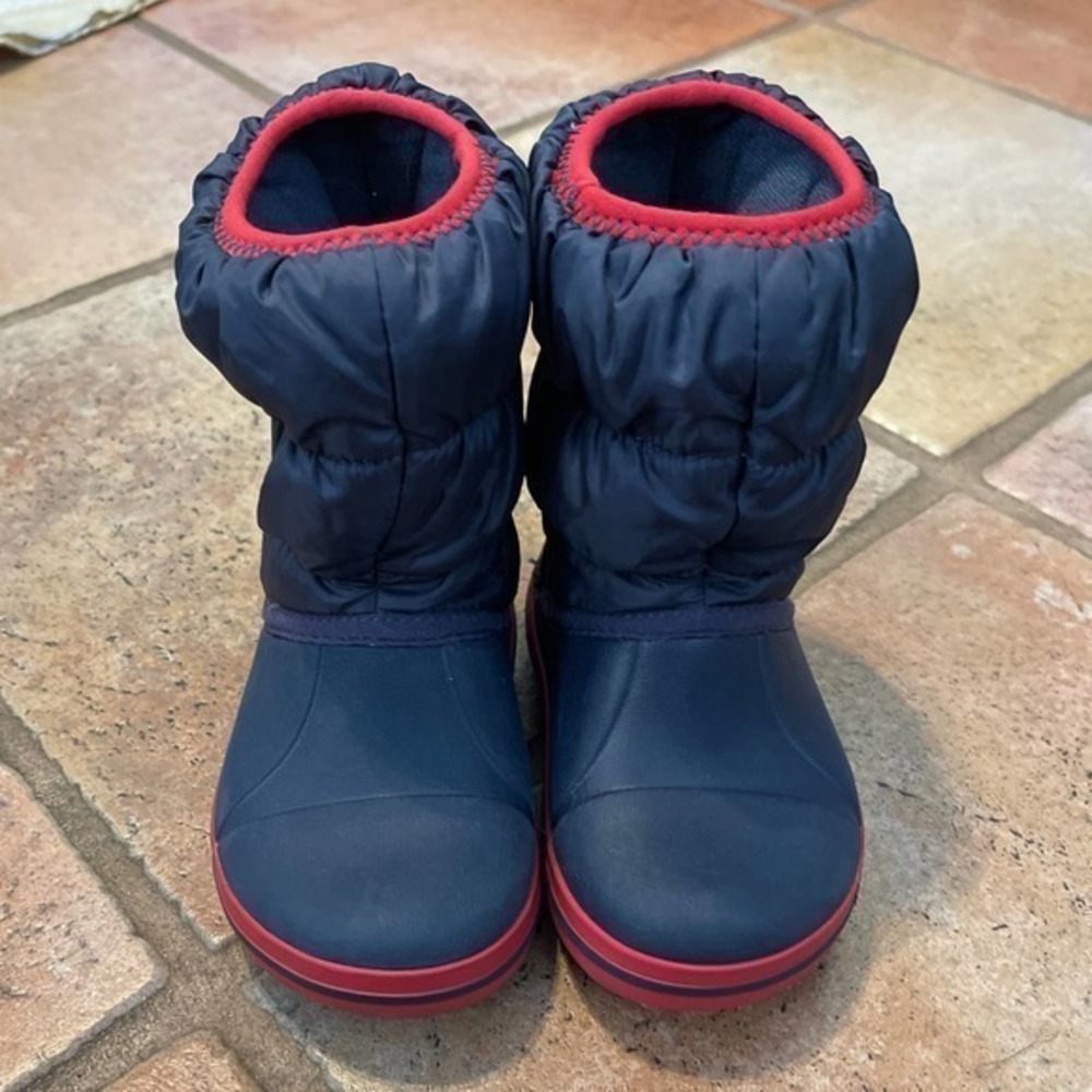 Crocs youth size 7